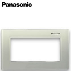 Panasonic國際牌 GLATIMA METAL系列 單聯玻璃霧面橫式白色蓋板 WTGF6100GEW