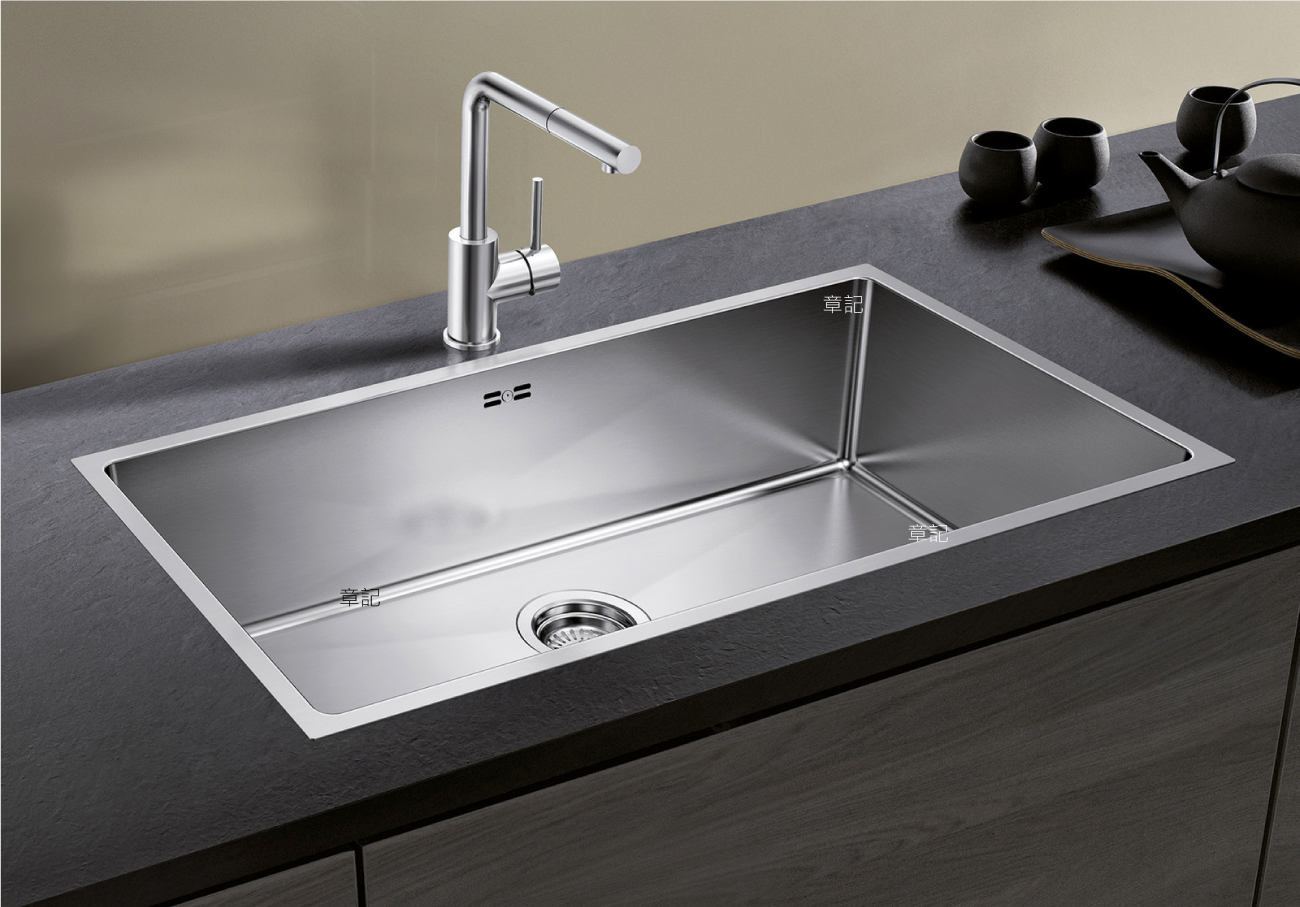 Amazon.com: Aschael 黑色酒吧水槽嵌入式,15 x 15 x 10 英吋(約40.9 x 10 公分)頂部安裝廚房水槽青銅黑色16  度不鏽鋼水槽10 英吋(約40.6 公分)深單碗小酒吧準備水槽